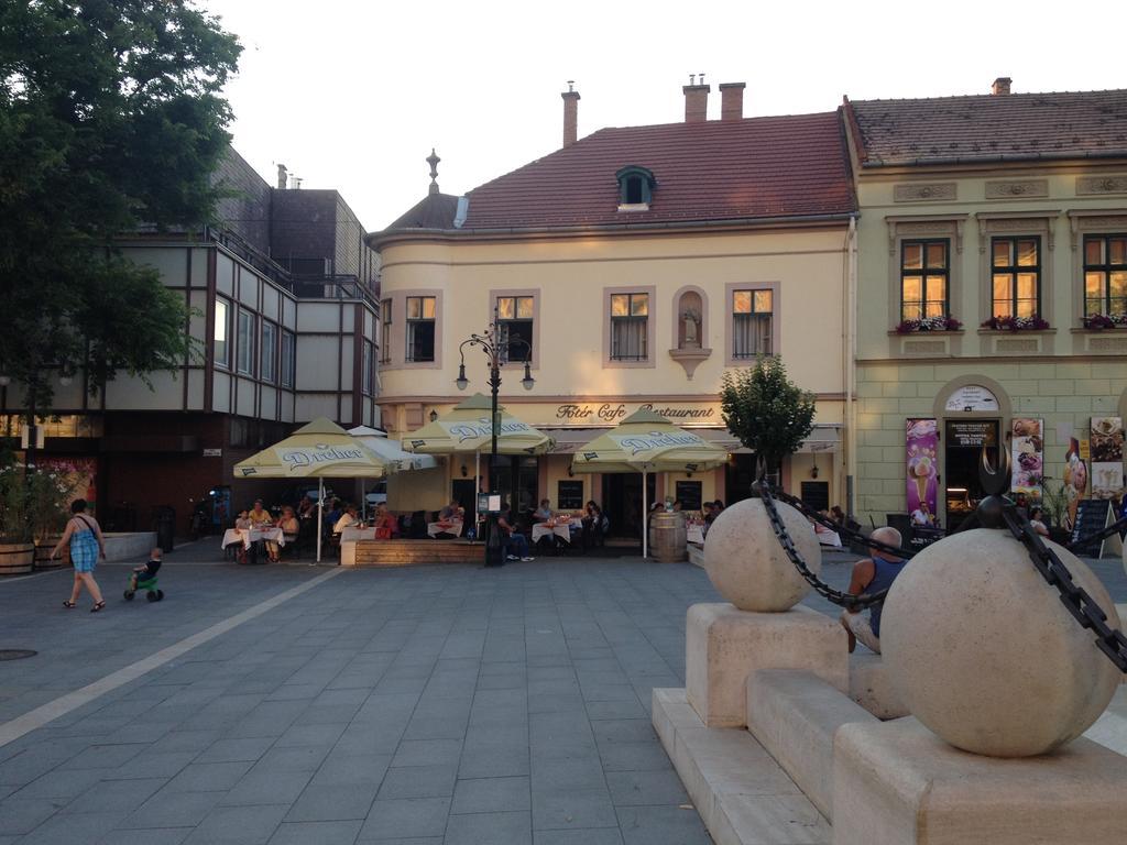 Orchidea Apartman Eger Exterior photo